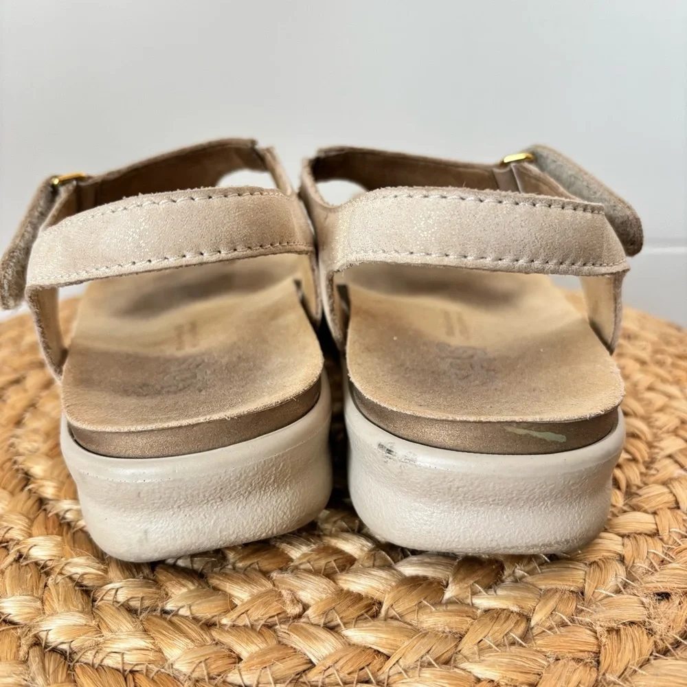 SAS Women's Marina Soft Gold Breathable Comfort Sandal Size 6.5
